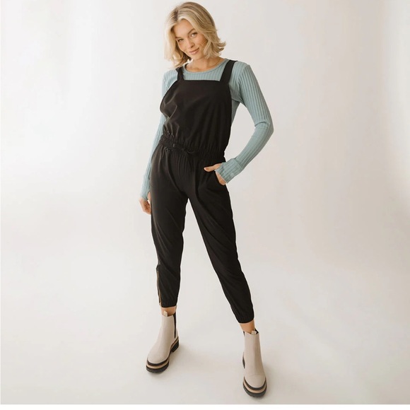Albion Black Classic Overall Jumpsuit Sz small Minimalist Comfort zipper leg - Picture 1 of 5
